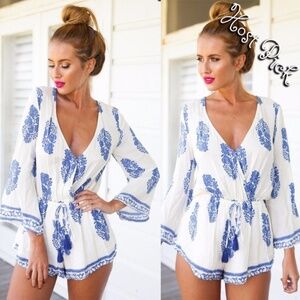 🌸Host Pick🌸 Last 3! Vintage Beach Print Romper
